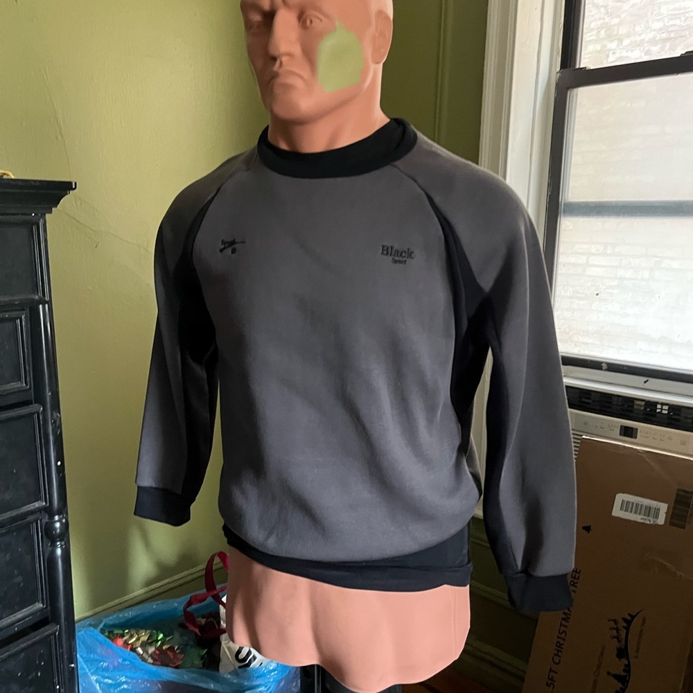GAP Navy Blue Crewneck + Black Long sleeve